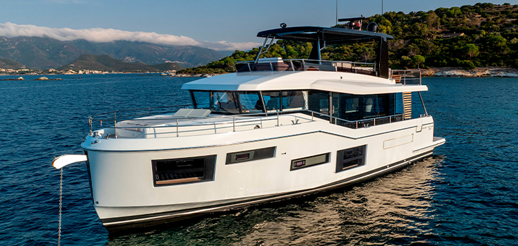 Beneteau Grand Trawler 63