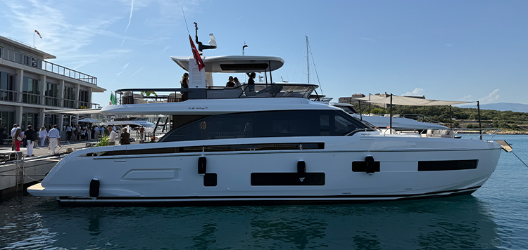 Azimut Fly 70