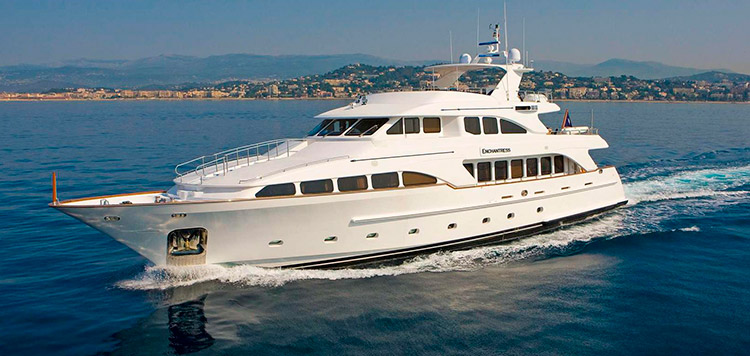  Benetti 115