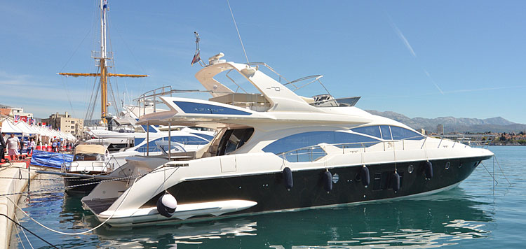 Azimut 70