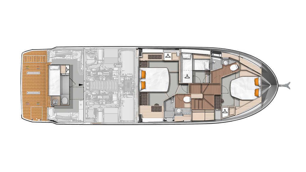 Lower deck with crew cabin