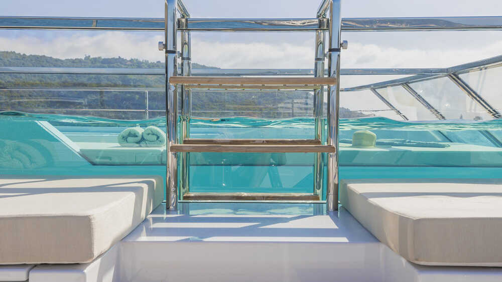 Pool on cockpit
