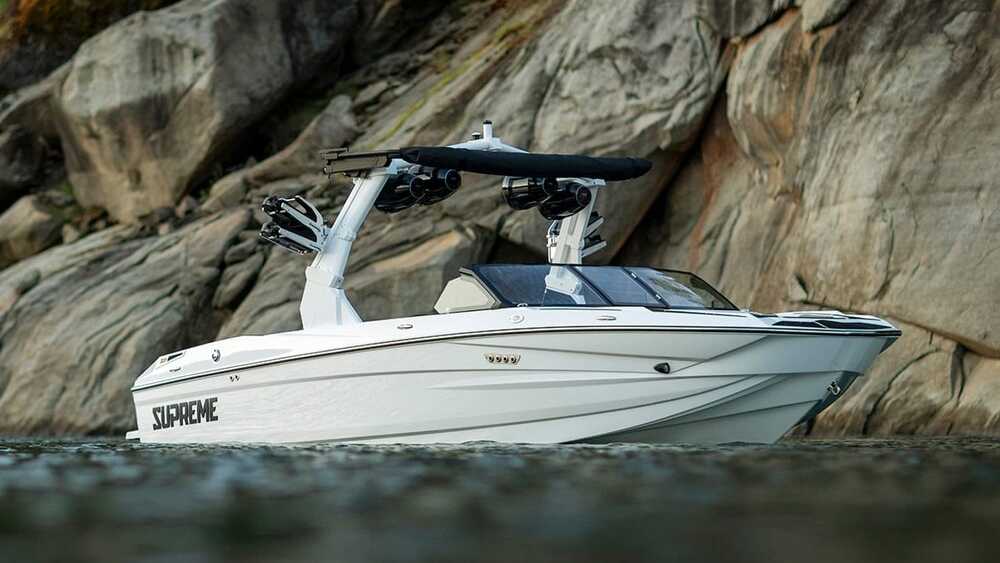 Exterior Starboard
