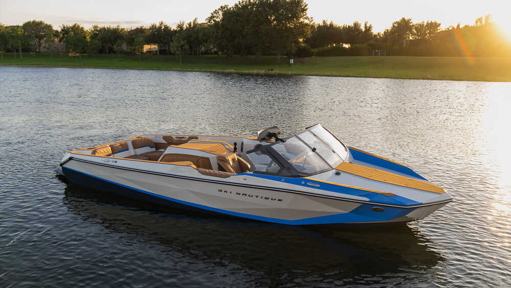 Exterior Starboard