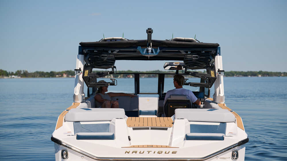 Exterior Stern