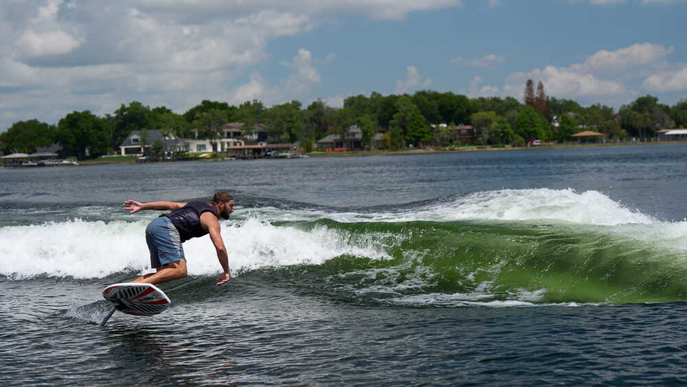 Wakesurf Wave 