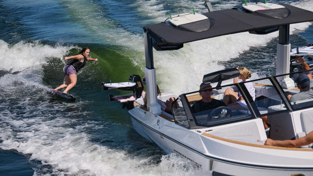 Wakesurf Wave 