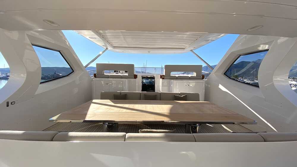 Flybridge