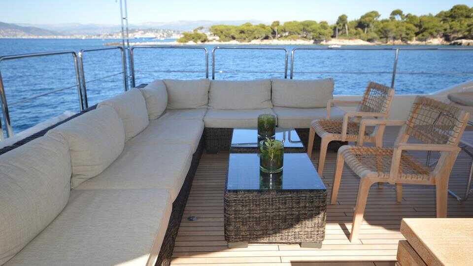 Flybridge