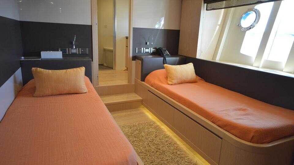 Guest cabin