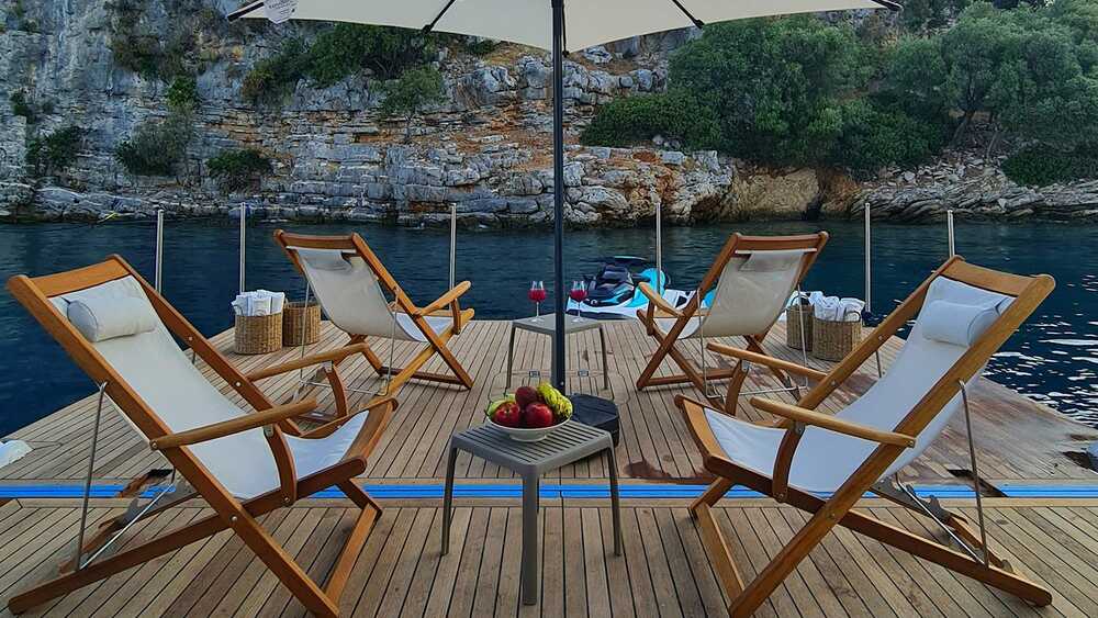 Beach club