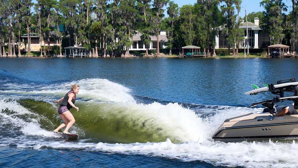 Wakesurf Wave