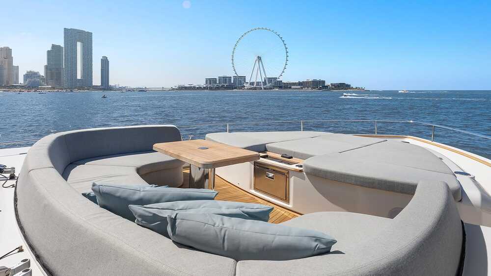 Bow deck