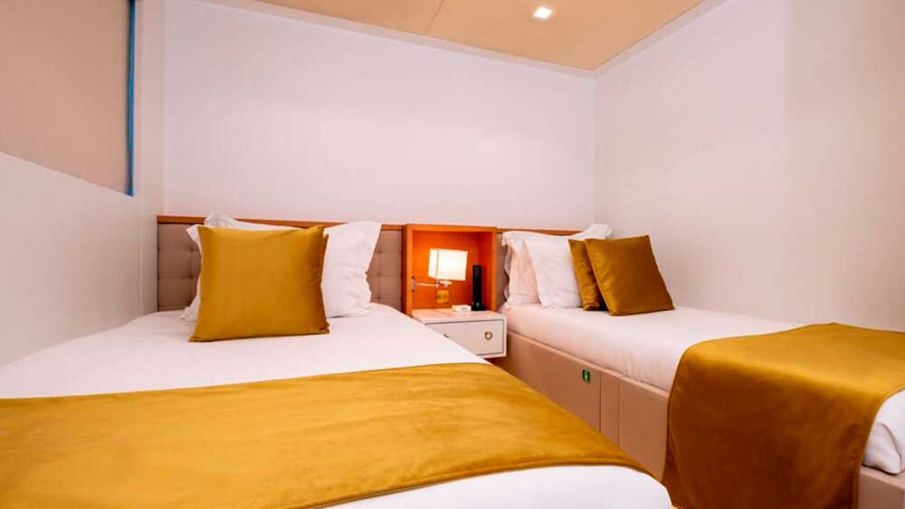Twin cabin
