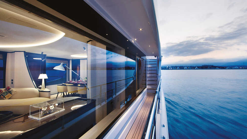 Side deck
