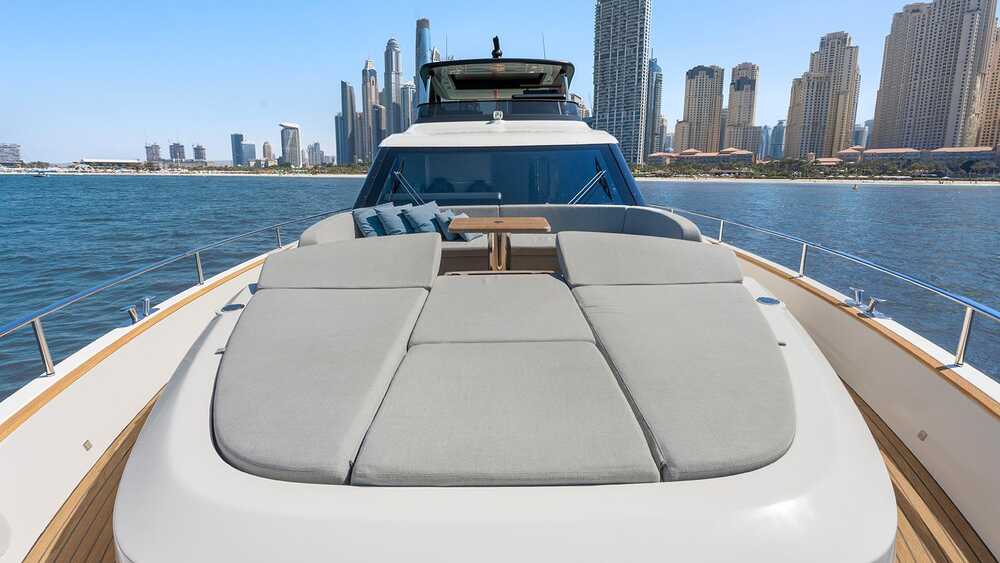 Bow deck