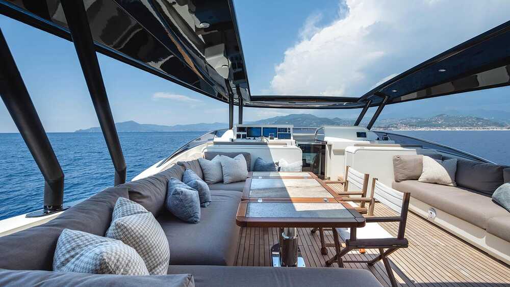 Flybridge