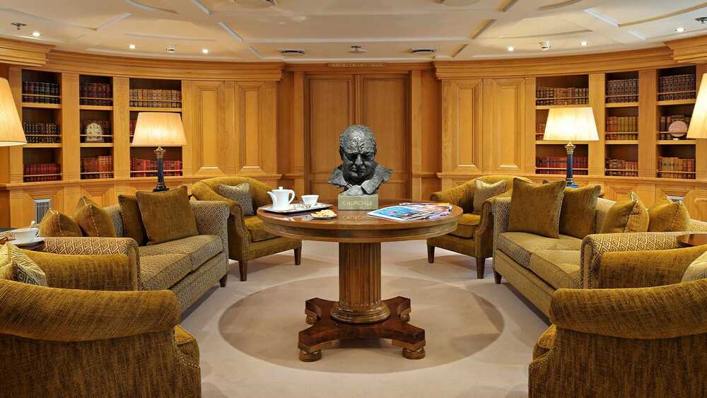 Интерьер