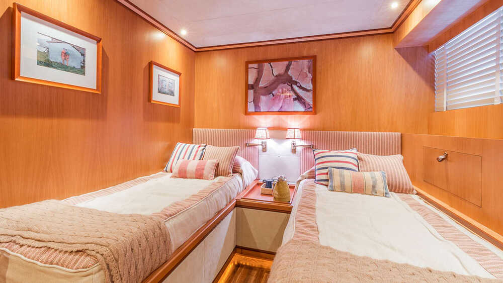 Twin cabin #1