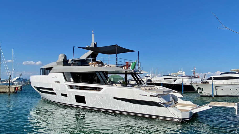 Exterior Arcadia Sherpa 80 XL 2021
