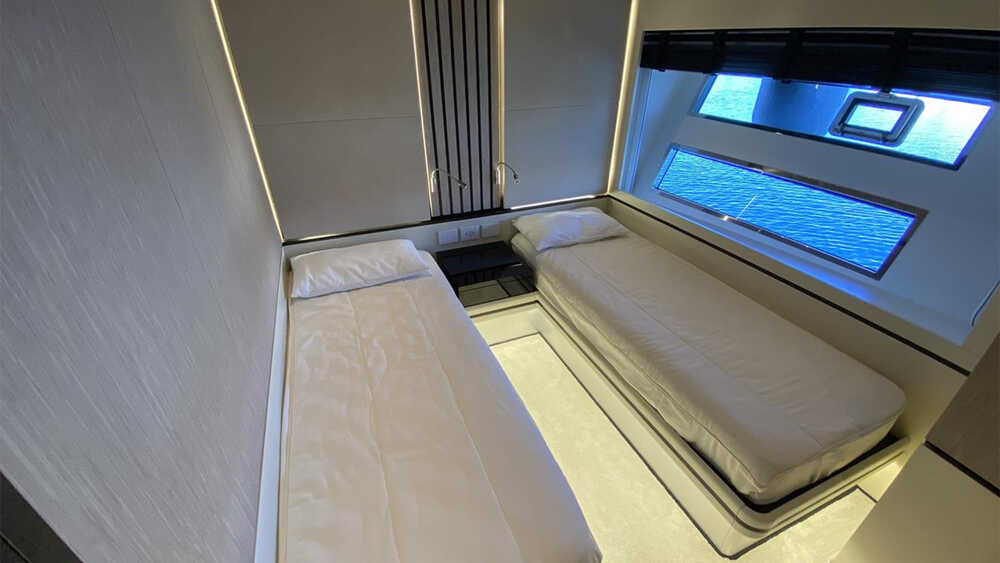 Guest cabin