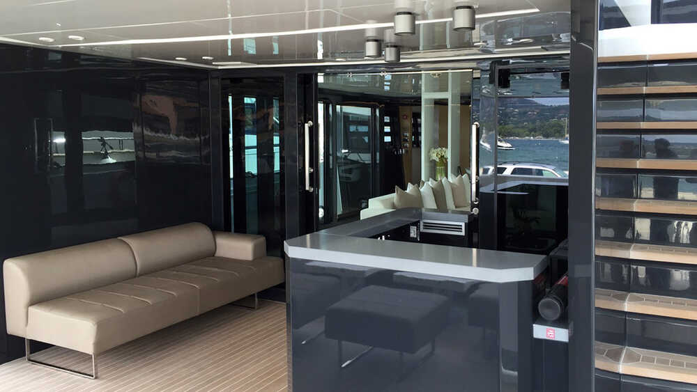 The cockpit on the main deck