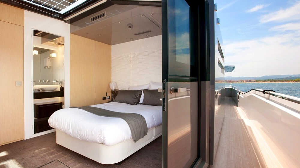 Guest cabin