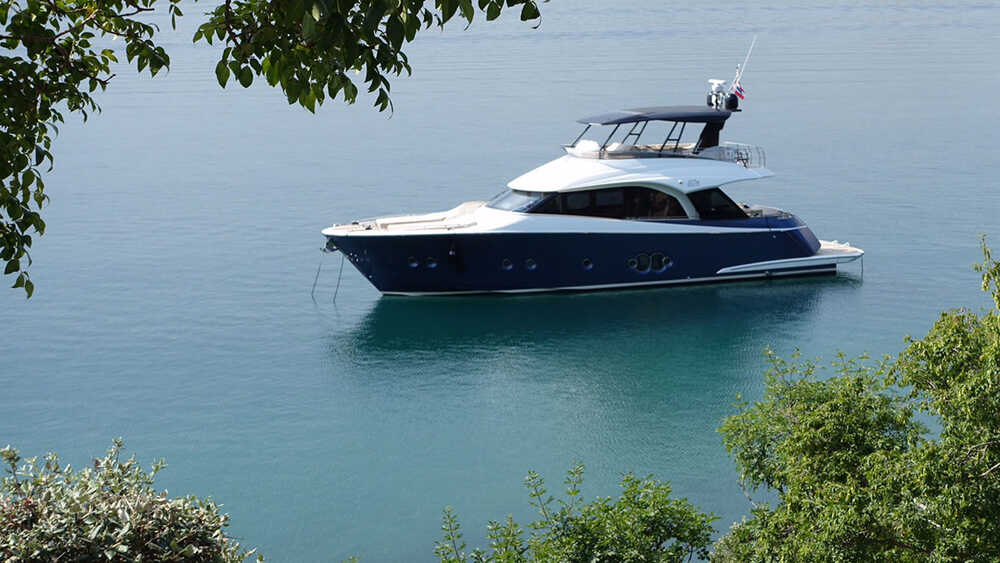 Exterior MCY 65 2012