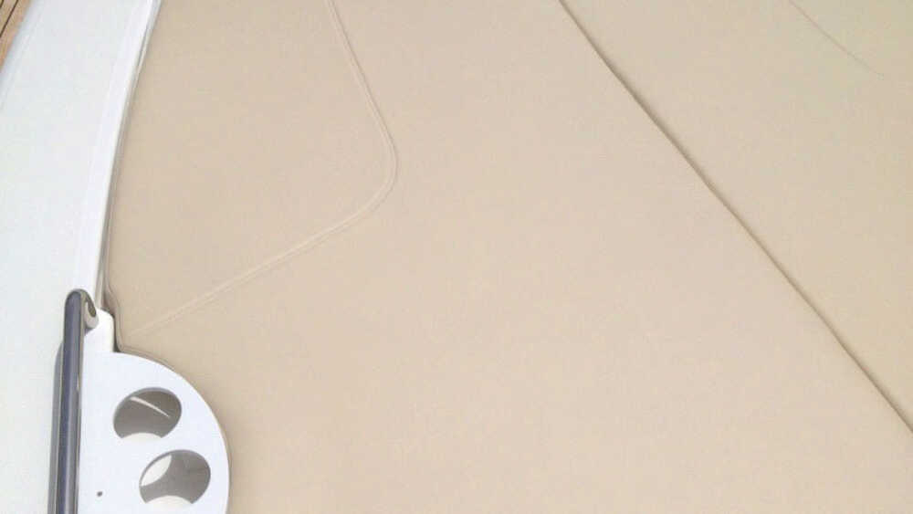 Sun pad cushions on bow