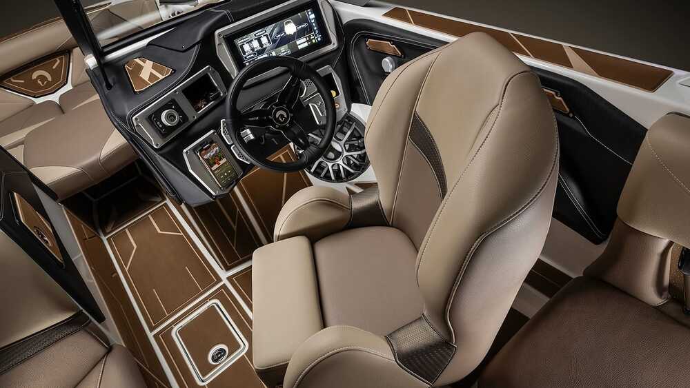 Pilot's Seat and Dashboard