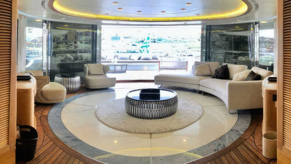 Salon on upper deck
