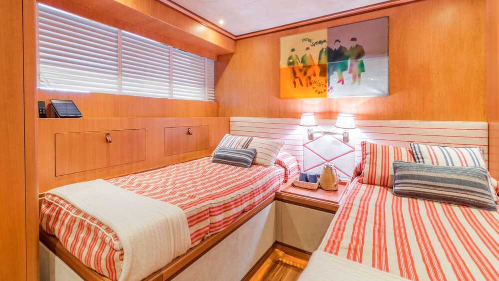 Twin cabin #2