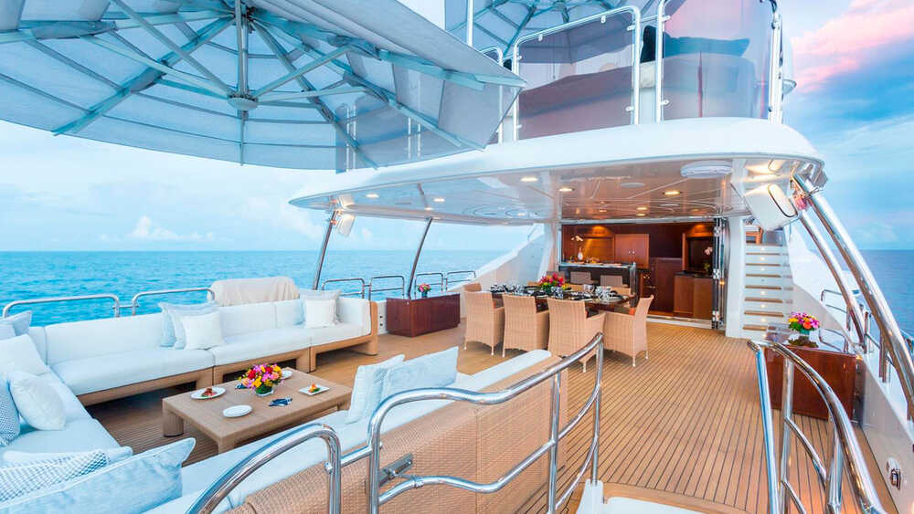 Upper deck 