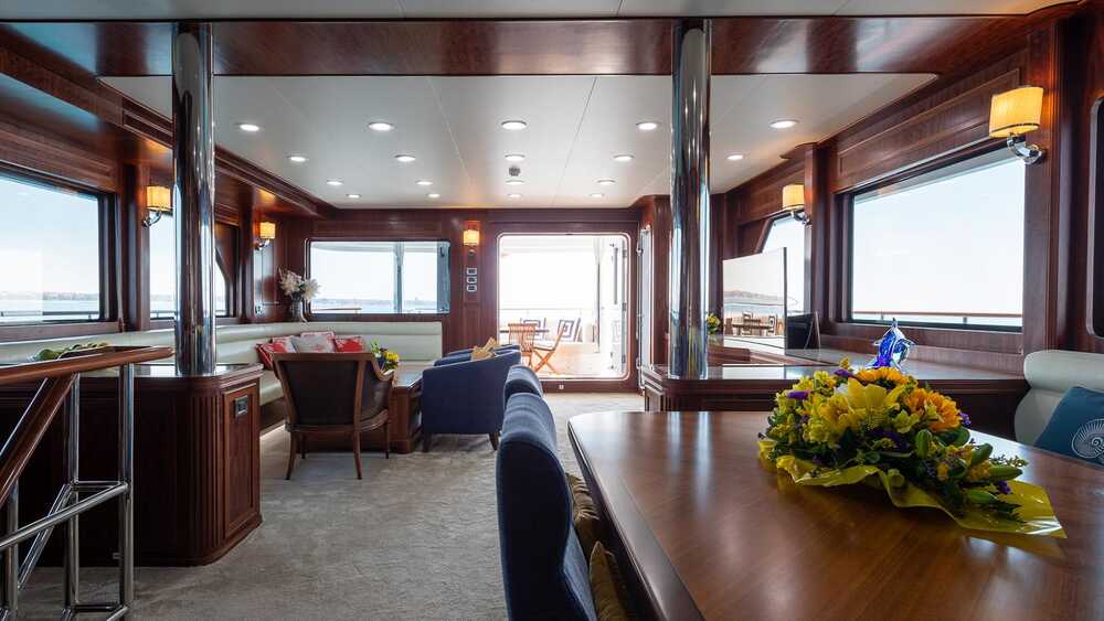 Main deck salon