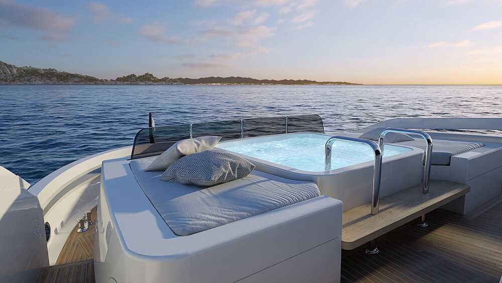 Jacuzzi in the bow