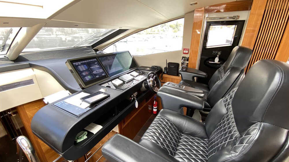 Main helm station