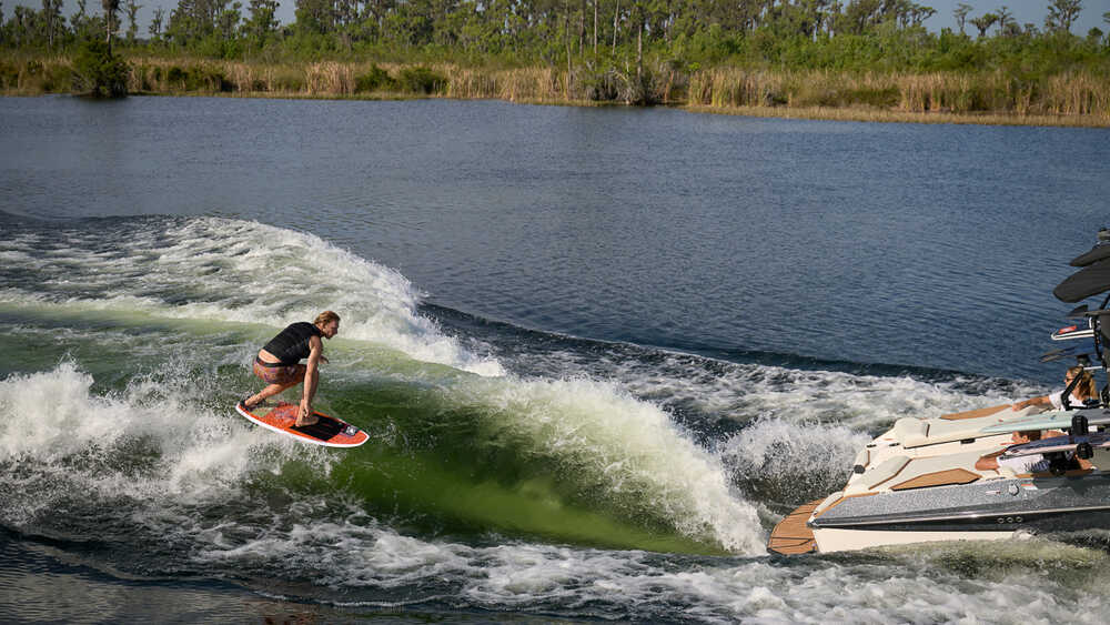 Wakesurf Wave 
