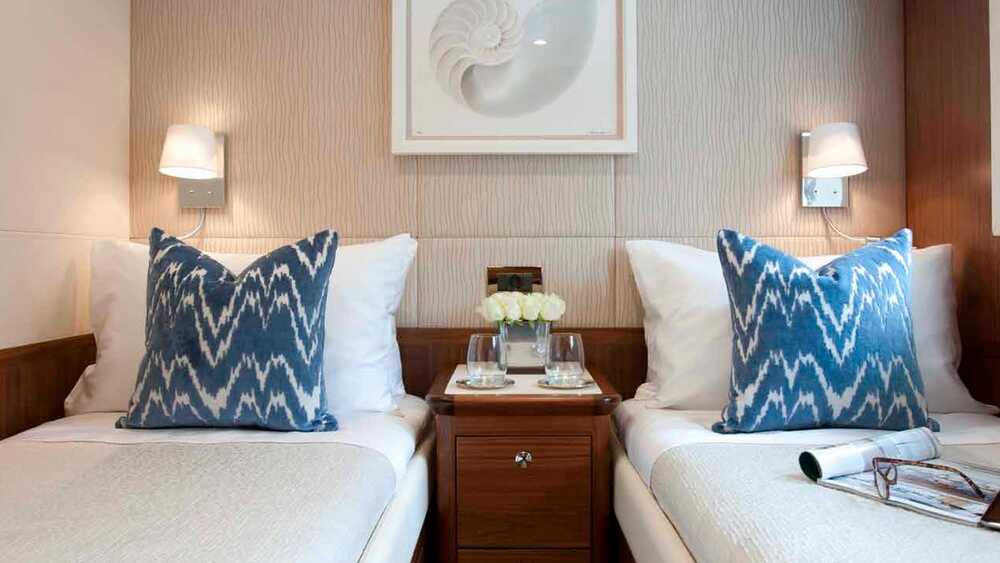 Guest cabin