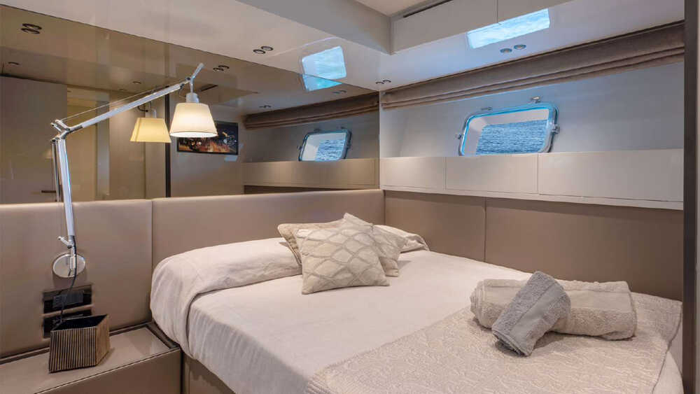 Guest cabin