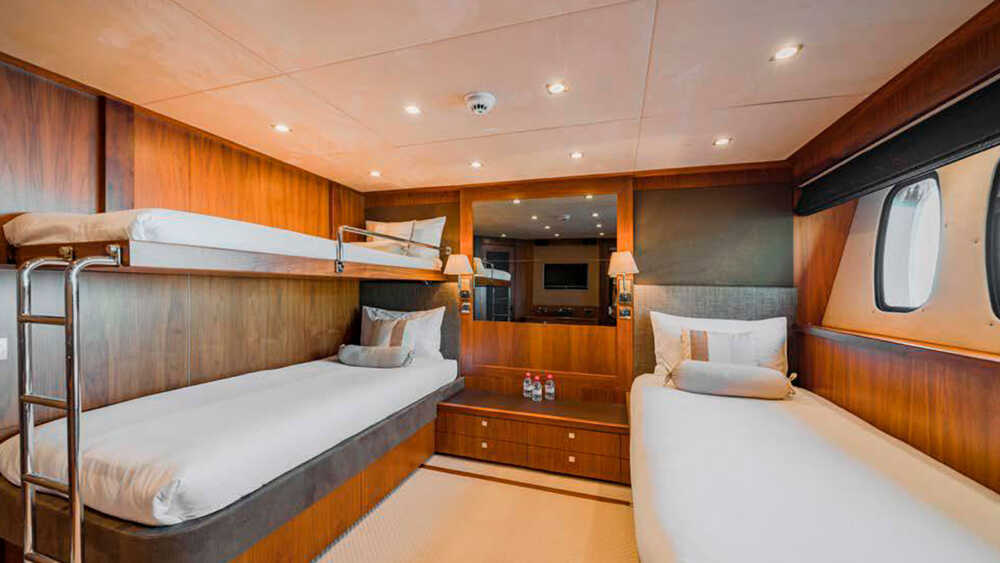 Guest cabin with extra bed