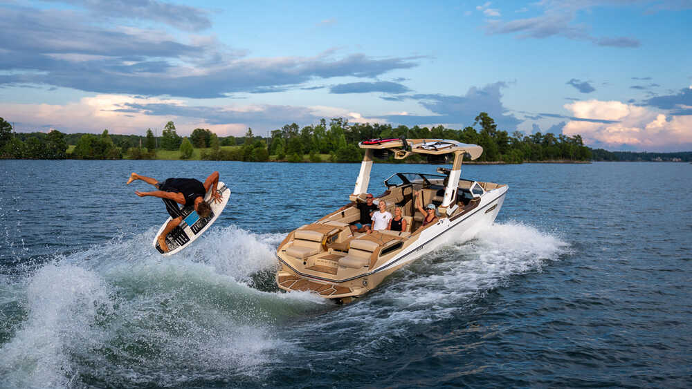 Wakesurf Wave 