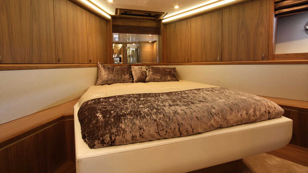 VIP (bow) cabin