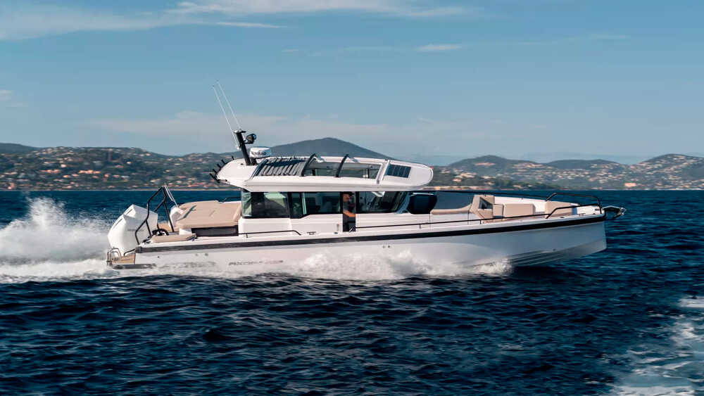 Exterior Axopar 37