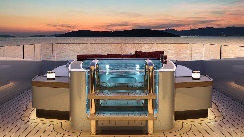 Main deck pool