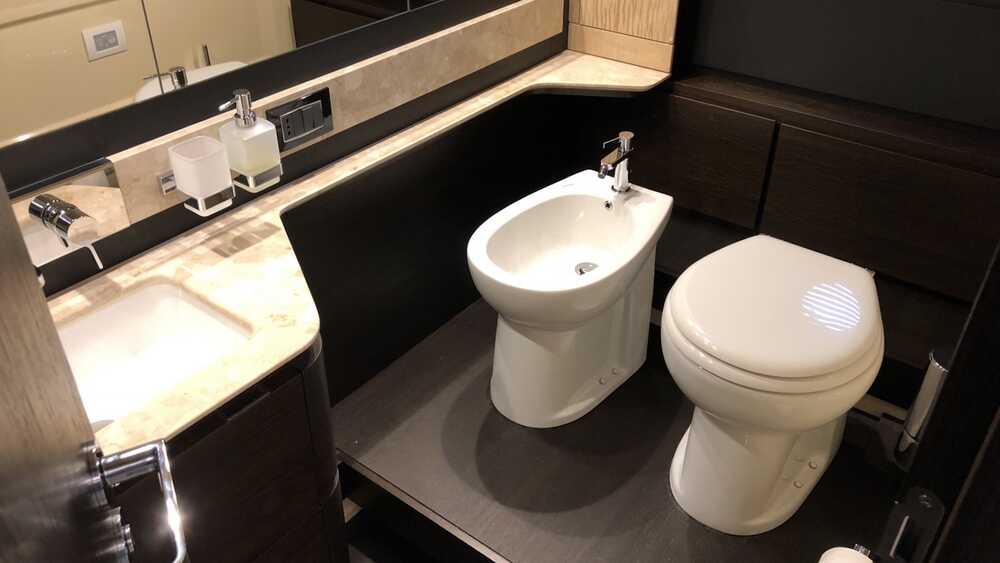 Owner's bathroom