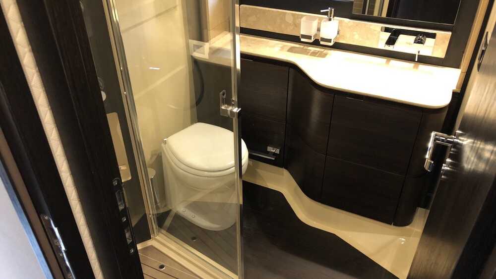 VIP bathroom