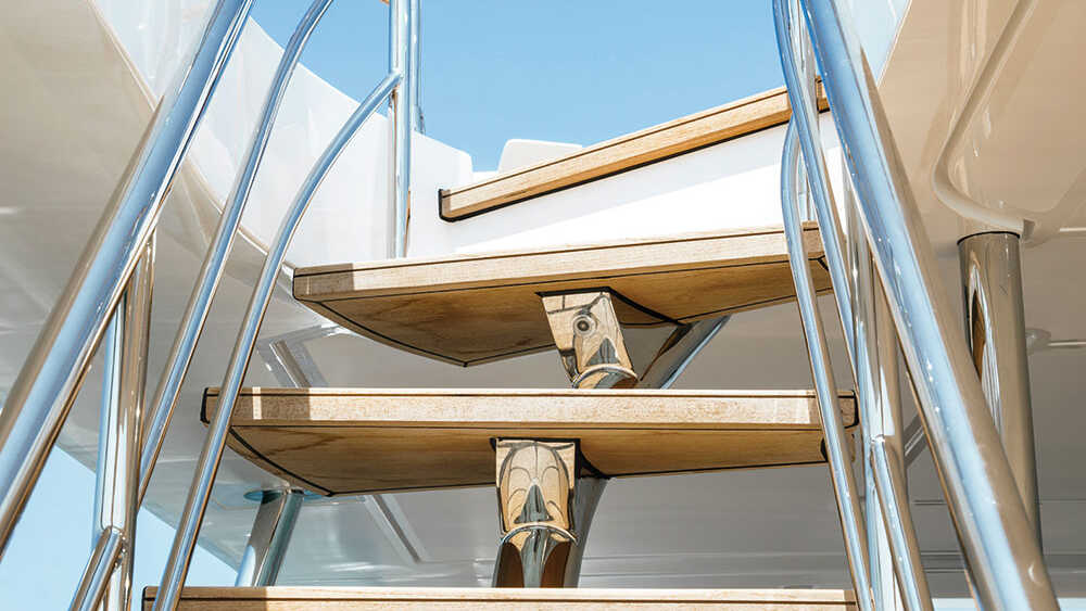 Stairs to flybridge