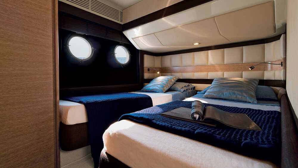 Guest cabin