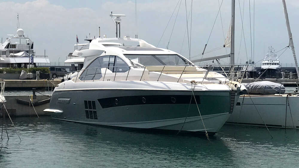 Exterior Azimut 55S-76 2016