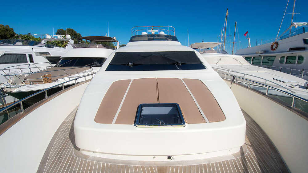 Bow deck